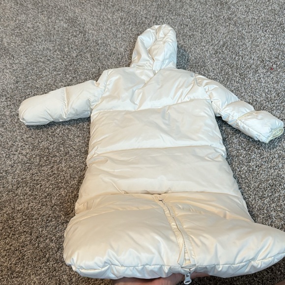 Baby gap convertible puffer bundler 6-12 months old - Picture 7 of 9